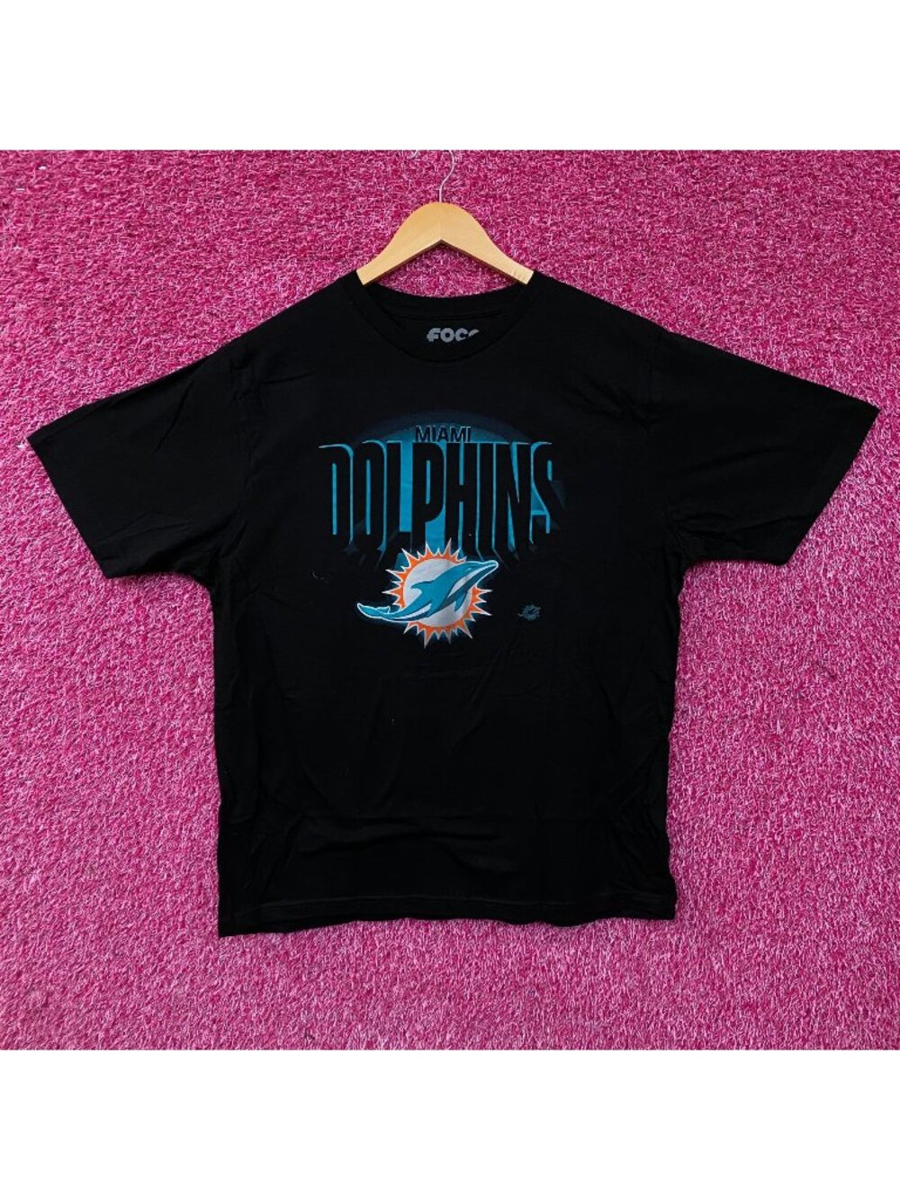 FOCO Miami Dolphins Team Logo Graphic T-Shirt XL